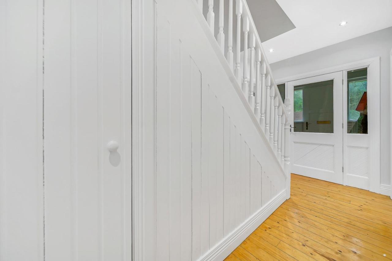 Luxury With Games - Sleeps 10 Casa vacanze Rathmullan